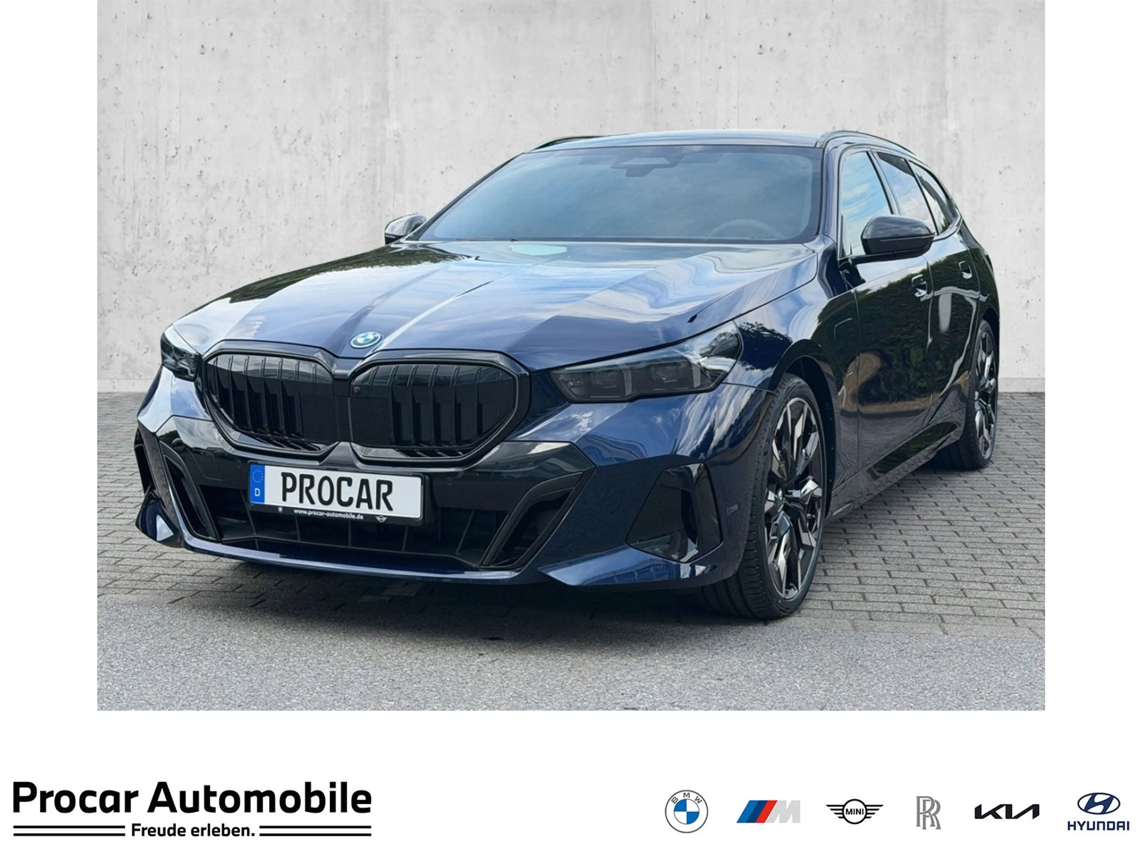 BMW 550 e xDrive Touring M-Sport Pro, Pano, 21", HuD, AHK
