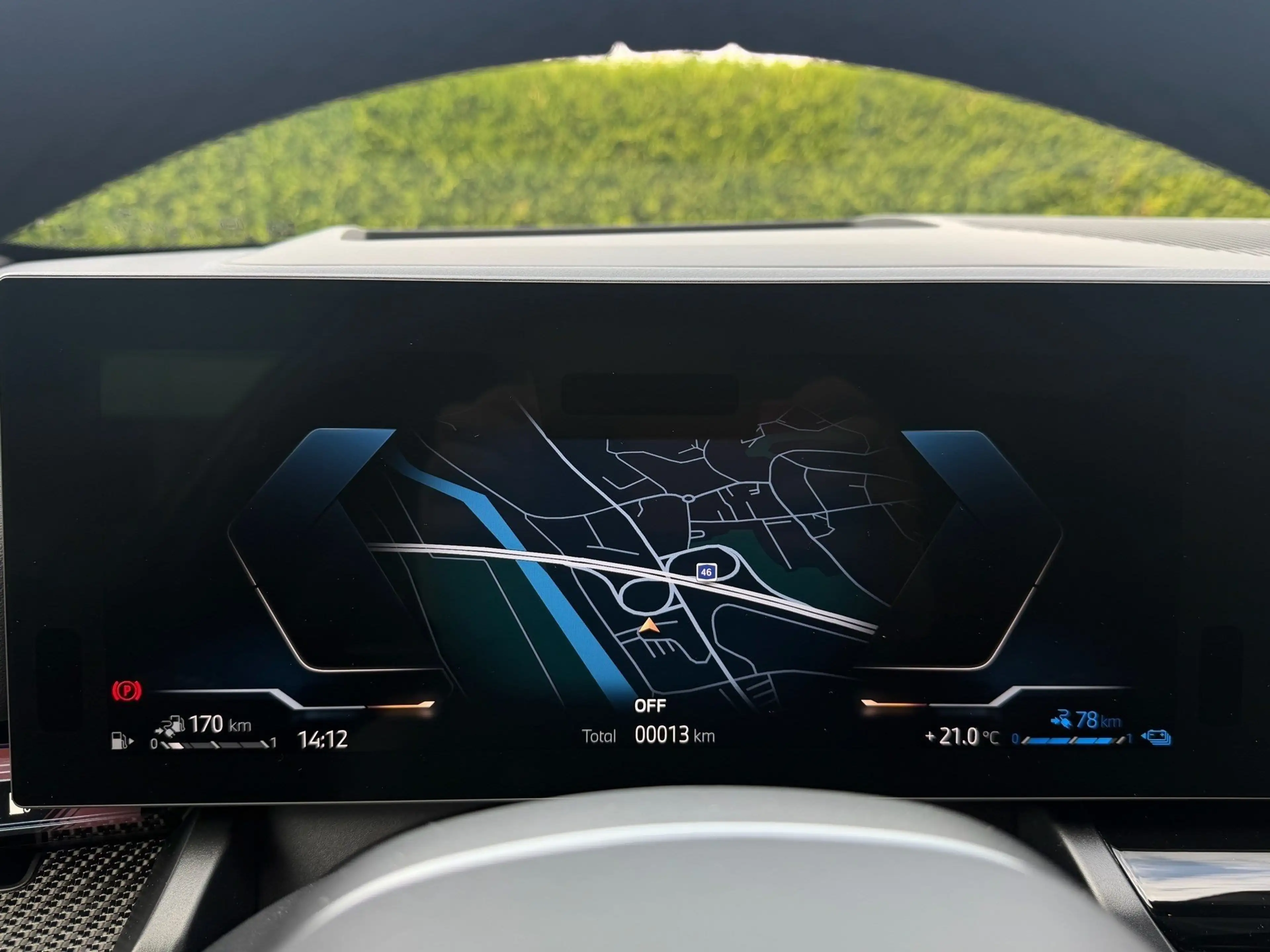 BMW 550 e xDrive Touring M-Sport Pro, Pano, 21", HuD, AHK — photo 13
