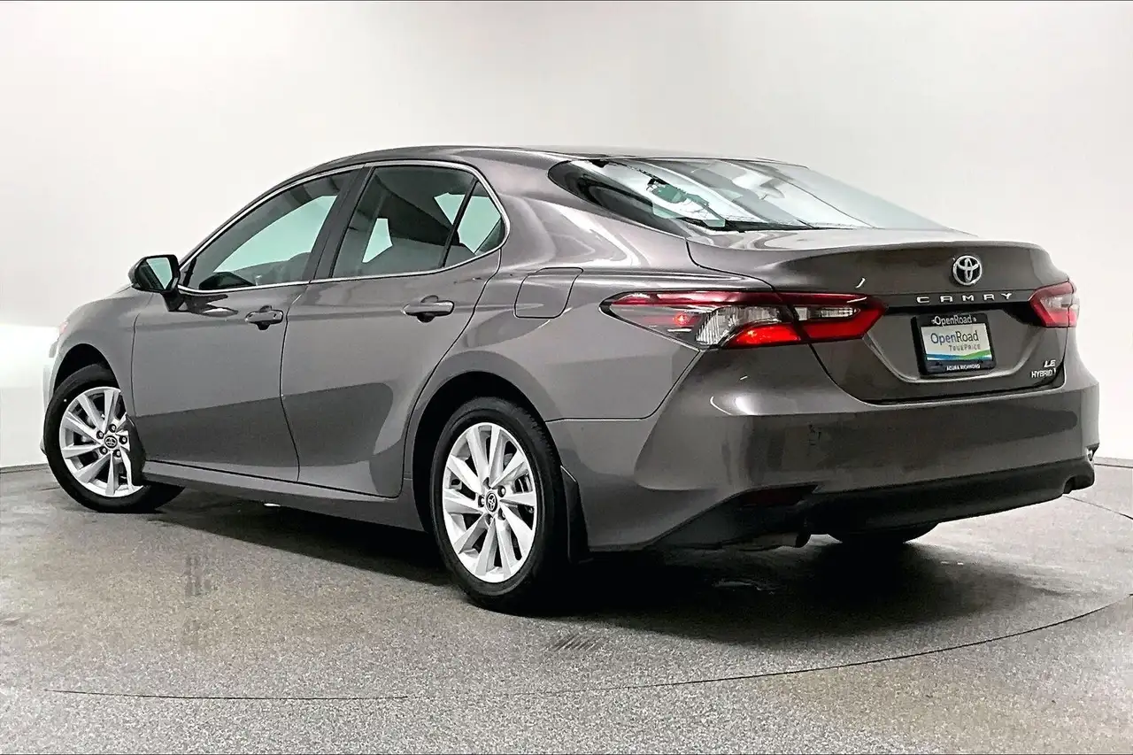 Toyota Camry снимка Toyota Camry