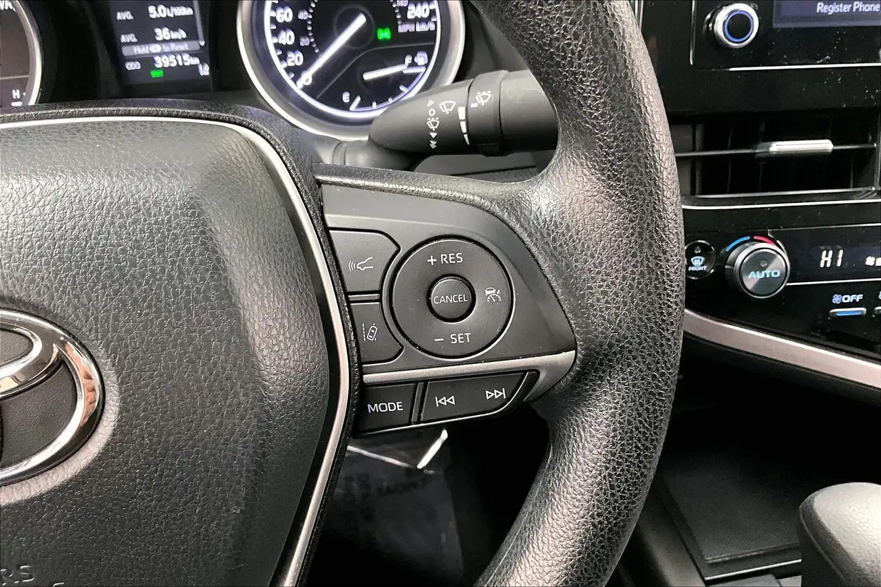 Toyota Camry снимка Toyota Camry