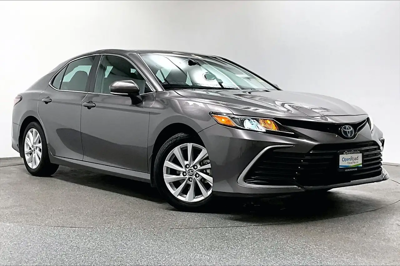 Toyota Camry снимка Toyota Camry