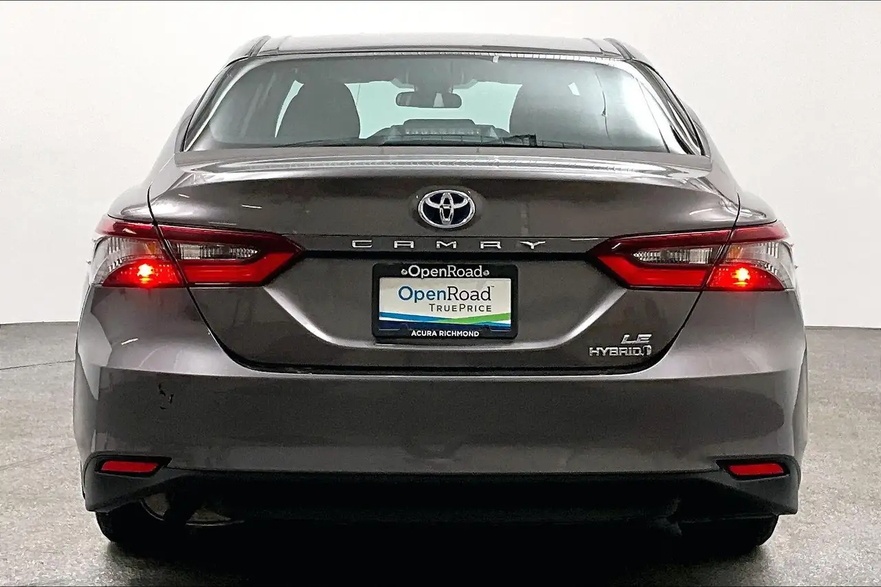 Toyota Camry снимка Toyota Camry