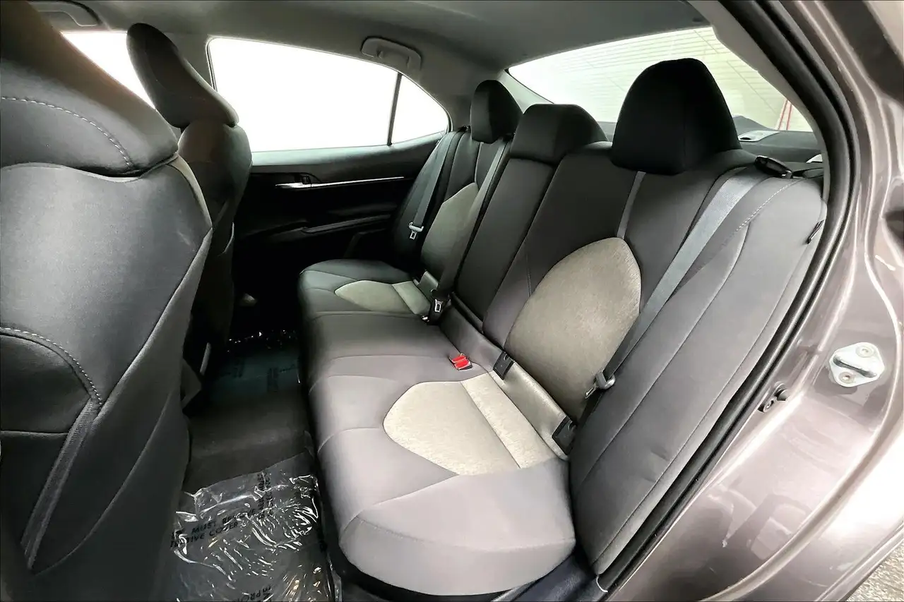 Toyota Camry снимка Toyota Camry