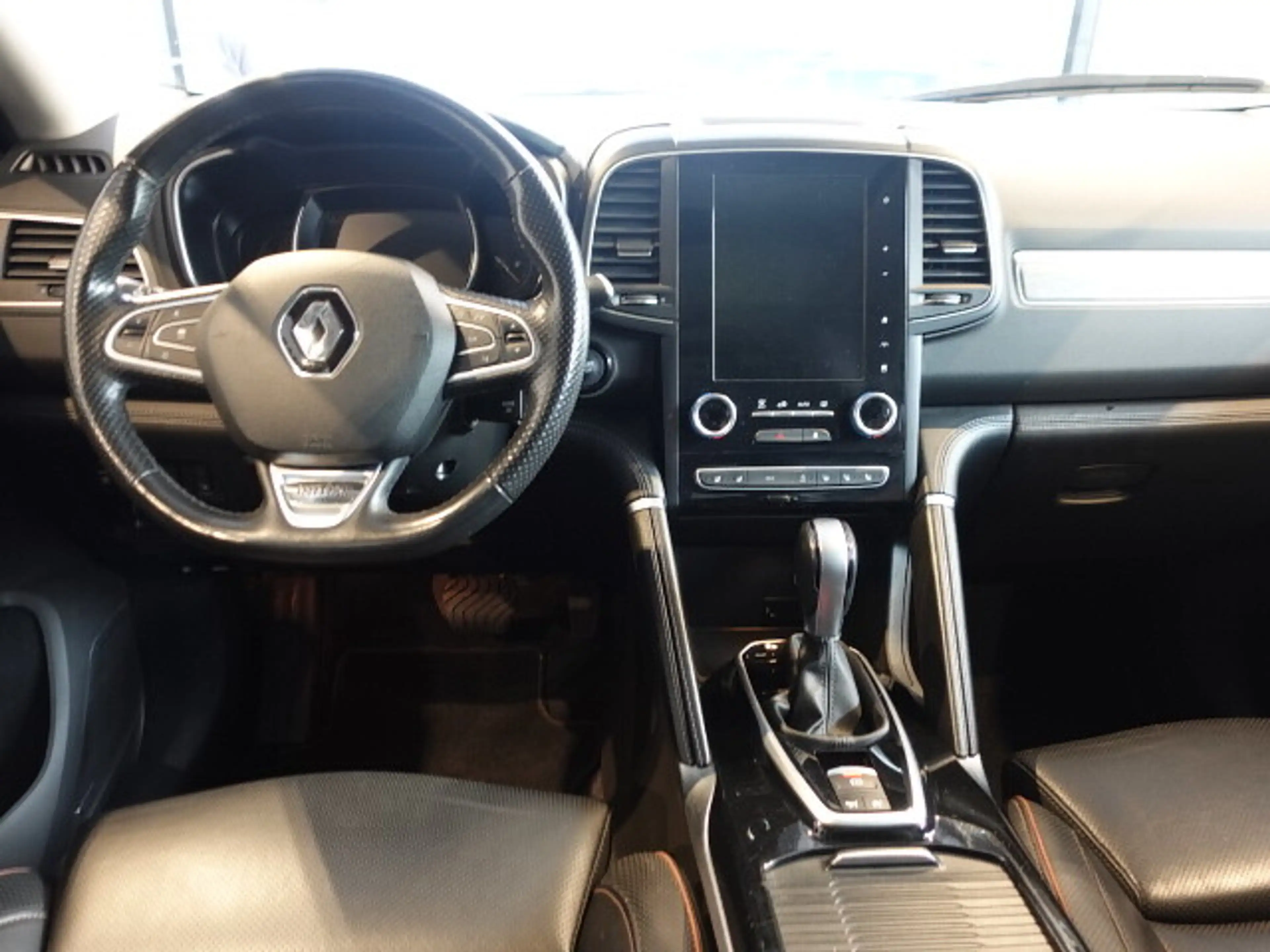 Renault Koleos dCi 185 4WD Initiale X-Tronic Aut. — photo 10