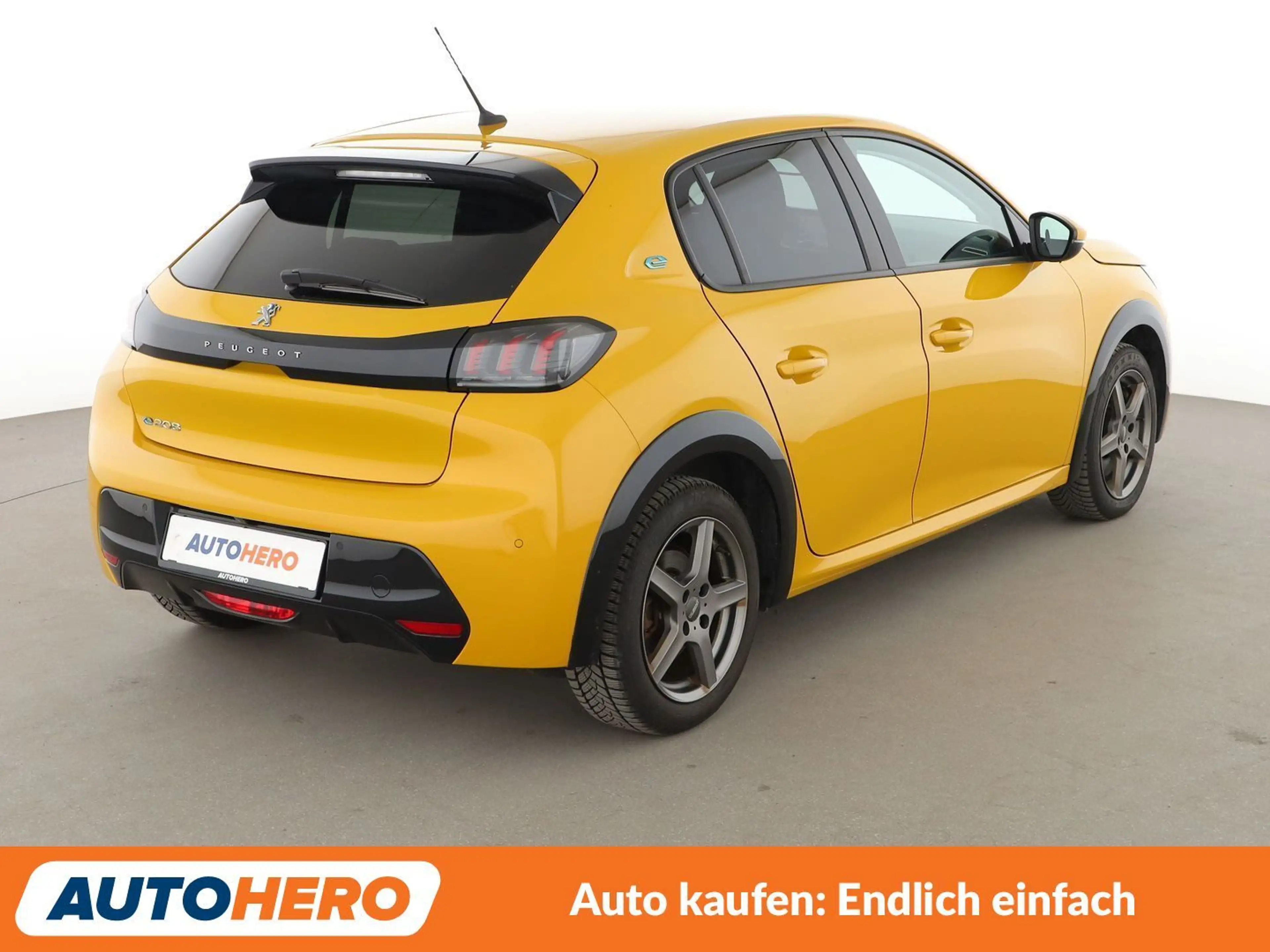 Peugeot e-208 electric drive 100 kW Allure Pack Aut.*TEMPO*CAM* — photo 6