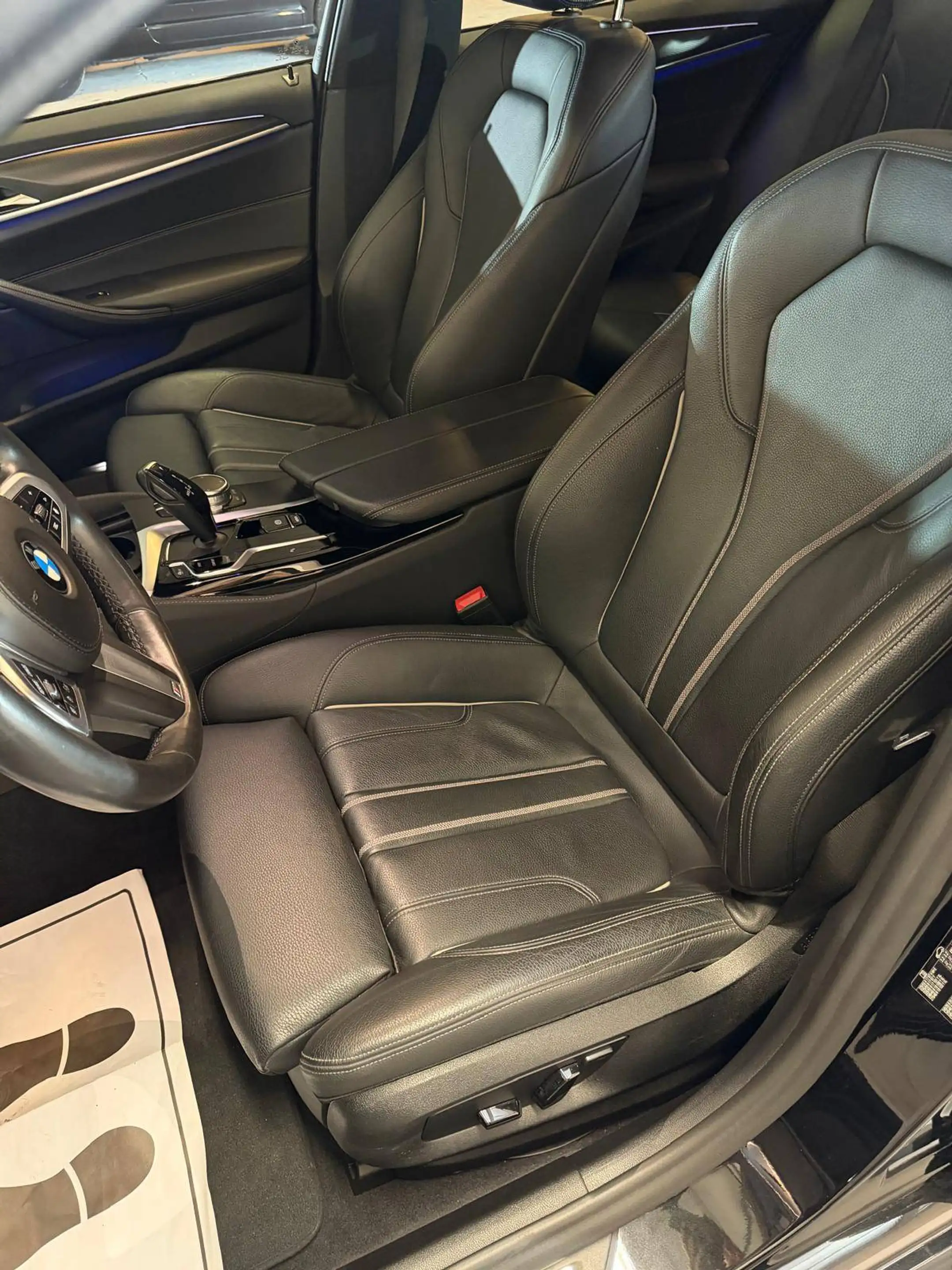 BMW 518 518 dA MHEV GARANTIE 12 MOIS — photo 14