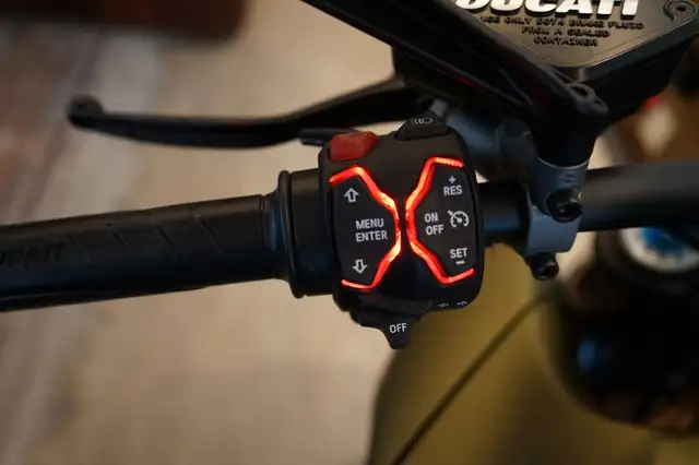 Ducati Diavel 1260 Lamborghini Edition 285/630 Ansicht 16