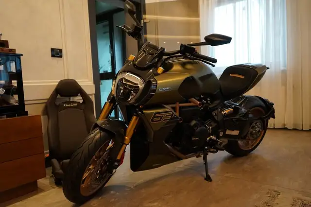 Ducati Diavel 1260 Lamborghini Edition 285/630 Ansicht 4