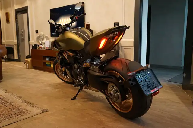 Ducati Diavel 1260 Lamborghini Edition 285/630 Ansicht 5