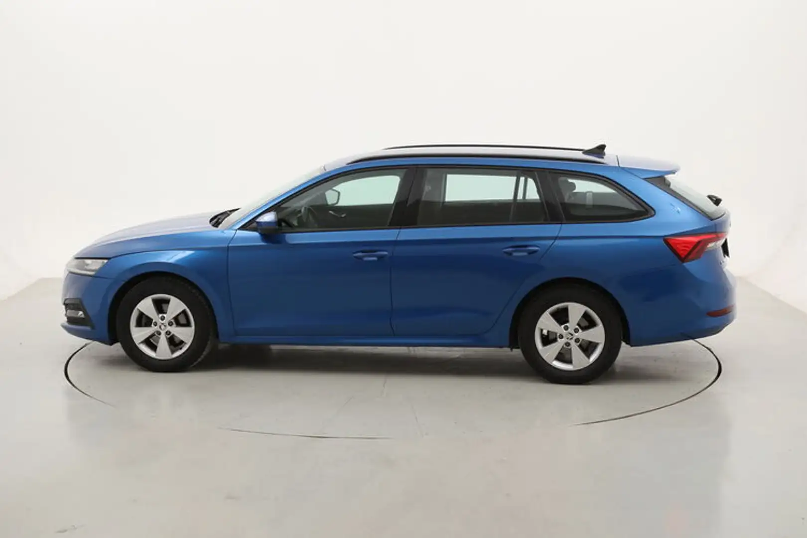 Skoda Octavia Wagon Executive 1.0 Benzina 110CV Blu/Azzurro - 2