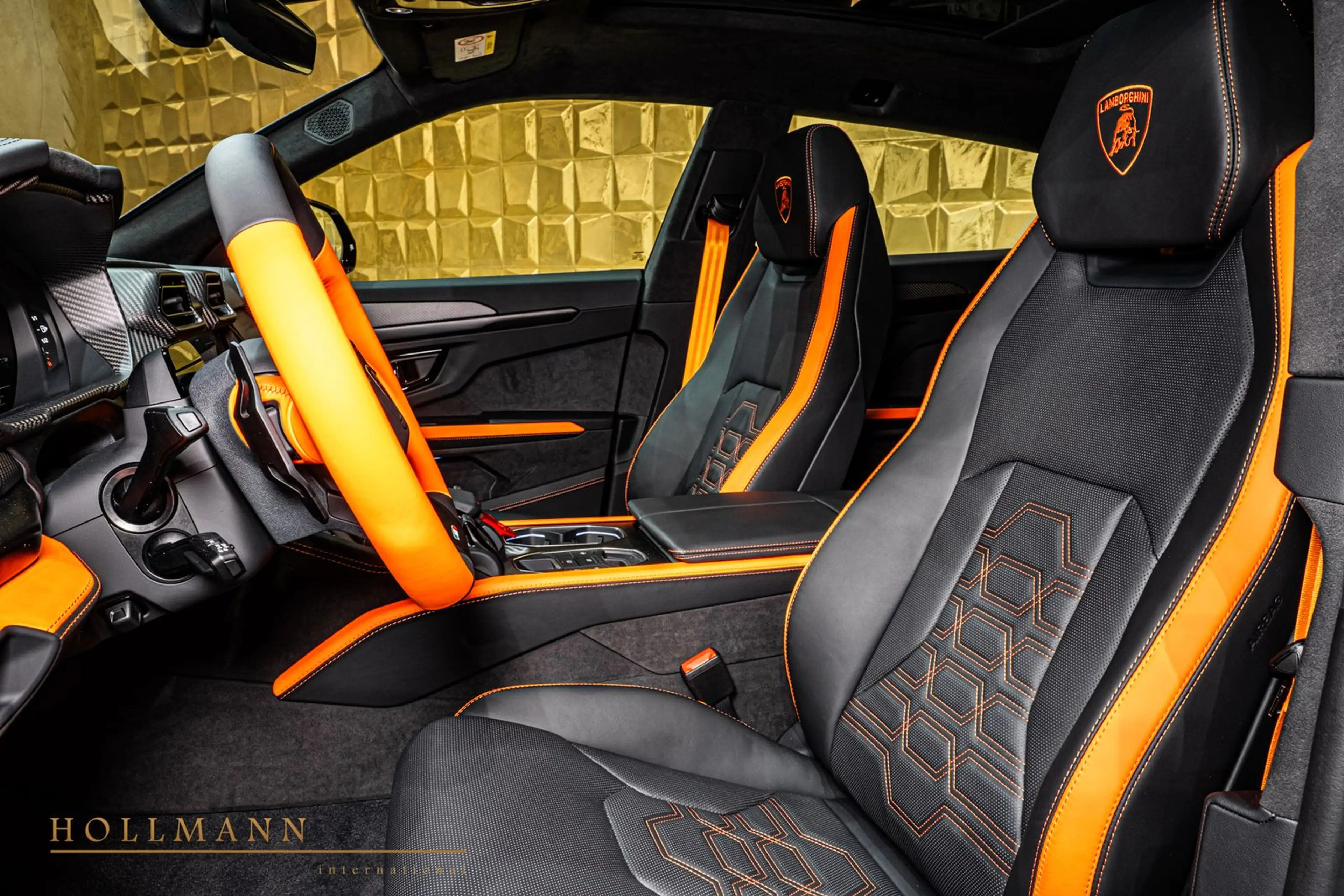 Lamborghini Urus SE + B&O + BIG CARBON PACK + PANO + — photo 7