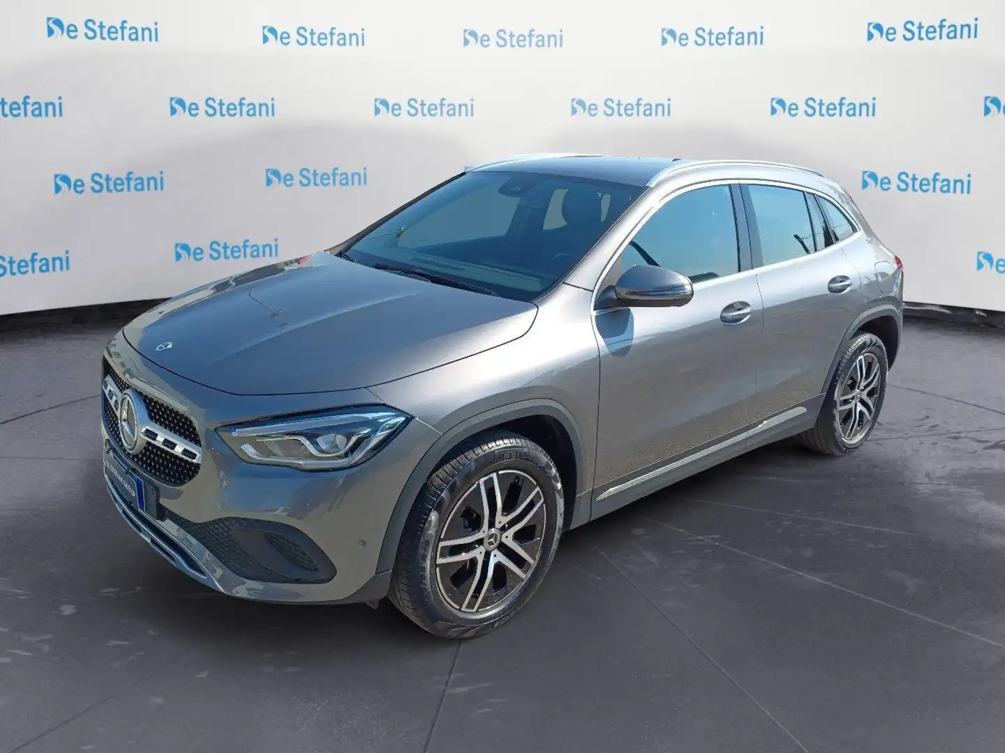 Mercedes-Benz GLA 180 GLA 180 d Automatic Sport Plus Gris - 1