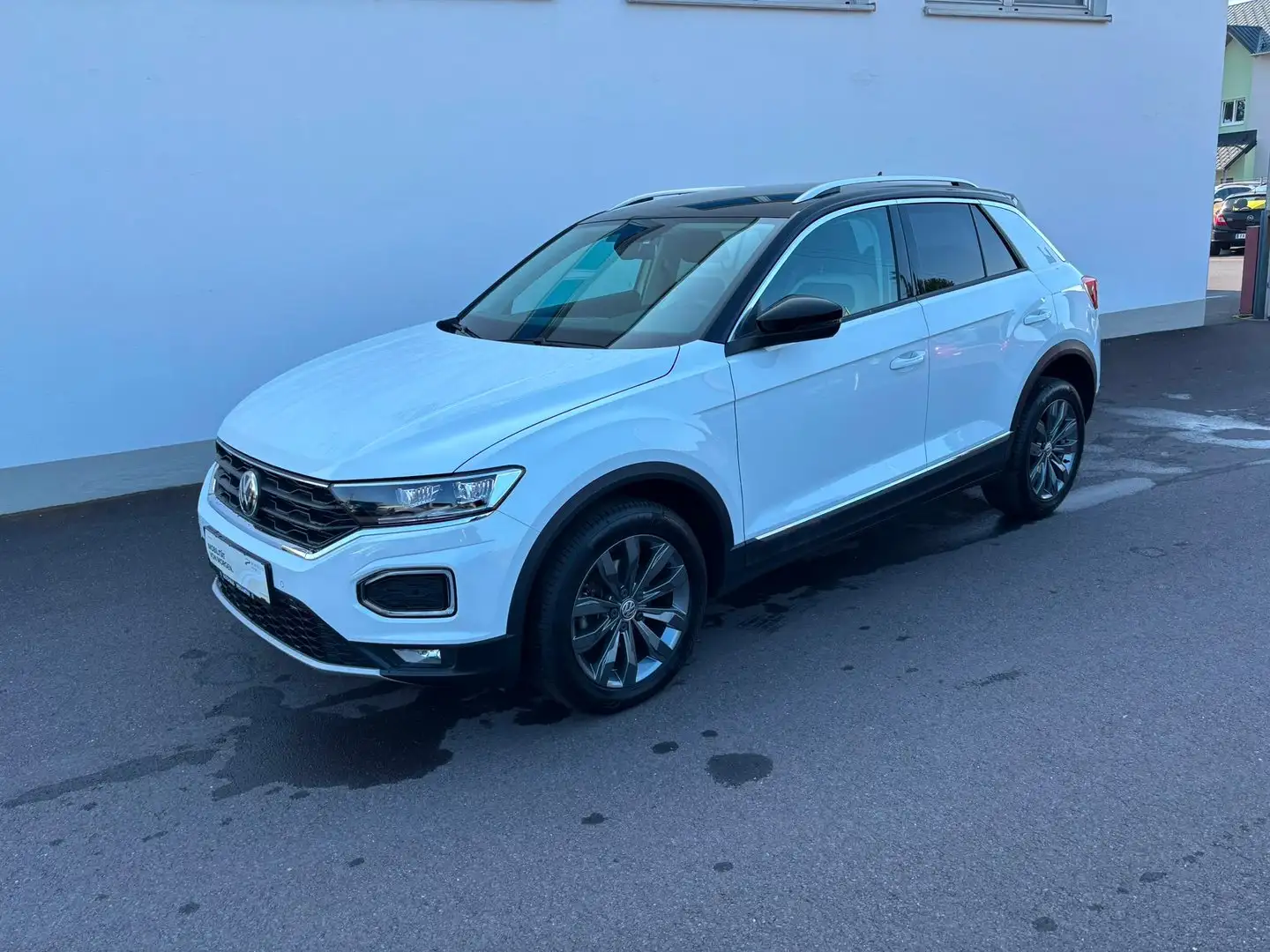 Volkswagen T-Roc Sport TSI ACT DSG Weiß - 1