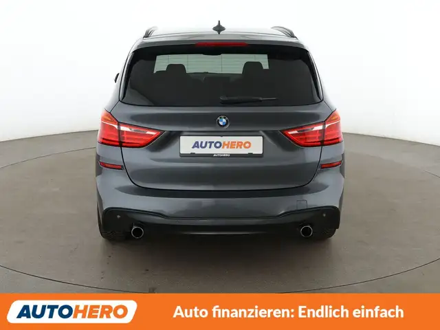 BMW 2 Series view 5
