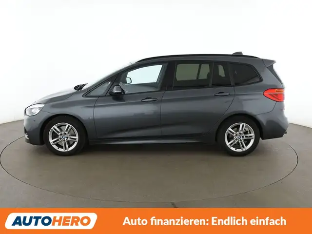 BMW 2 Series view 3