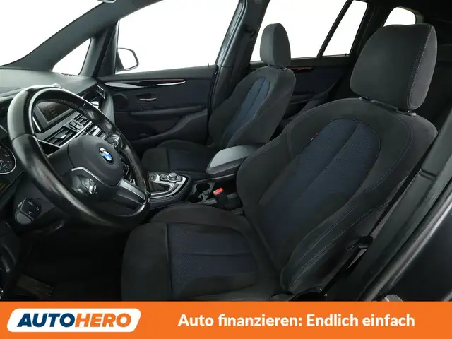 BMW 2 Series view 10