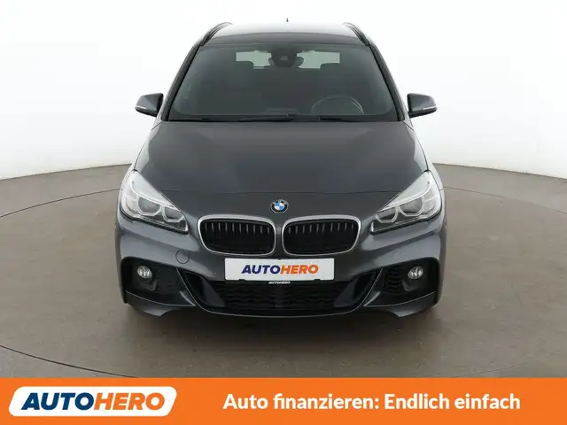 BMW 2 Series view 9
