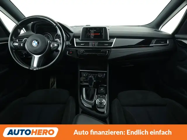 BMW 2 Series view 12