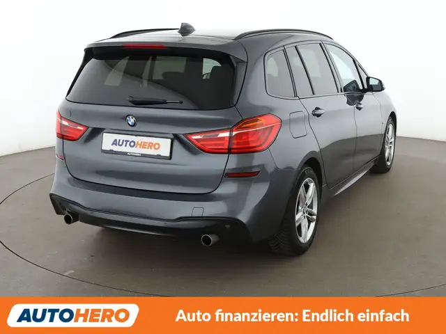 BMW 2 Series view 6