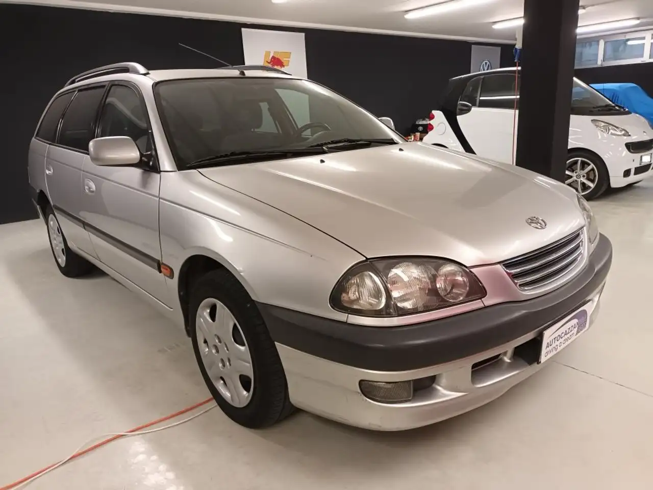 Toyota Avensis 1.6 16v 110cv STATION WAGON SOL PARI AL NUOVO, foto 8