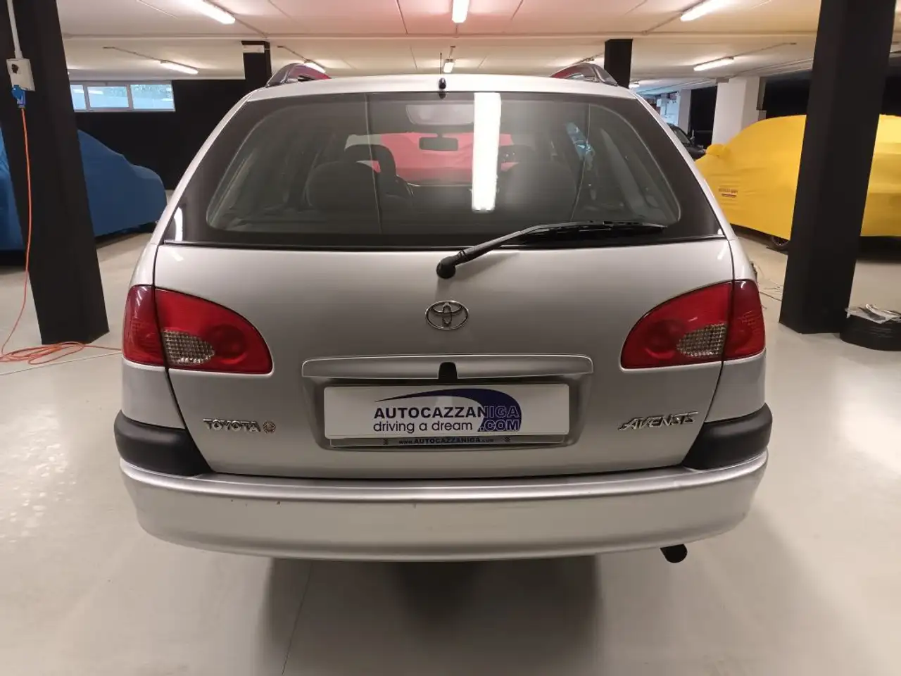 Toyota Avensis 1.6 16v 110cv STATION WAGON SOL PARI AL NUOVO, foto 12