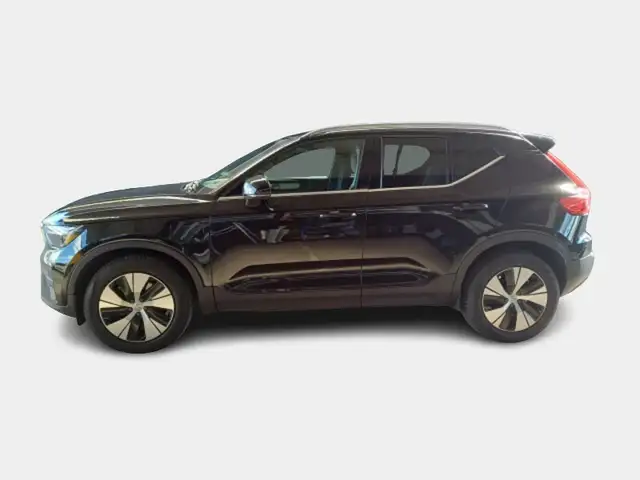 Volvo XC40 view 5