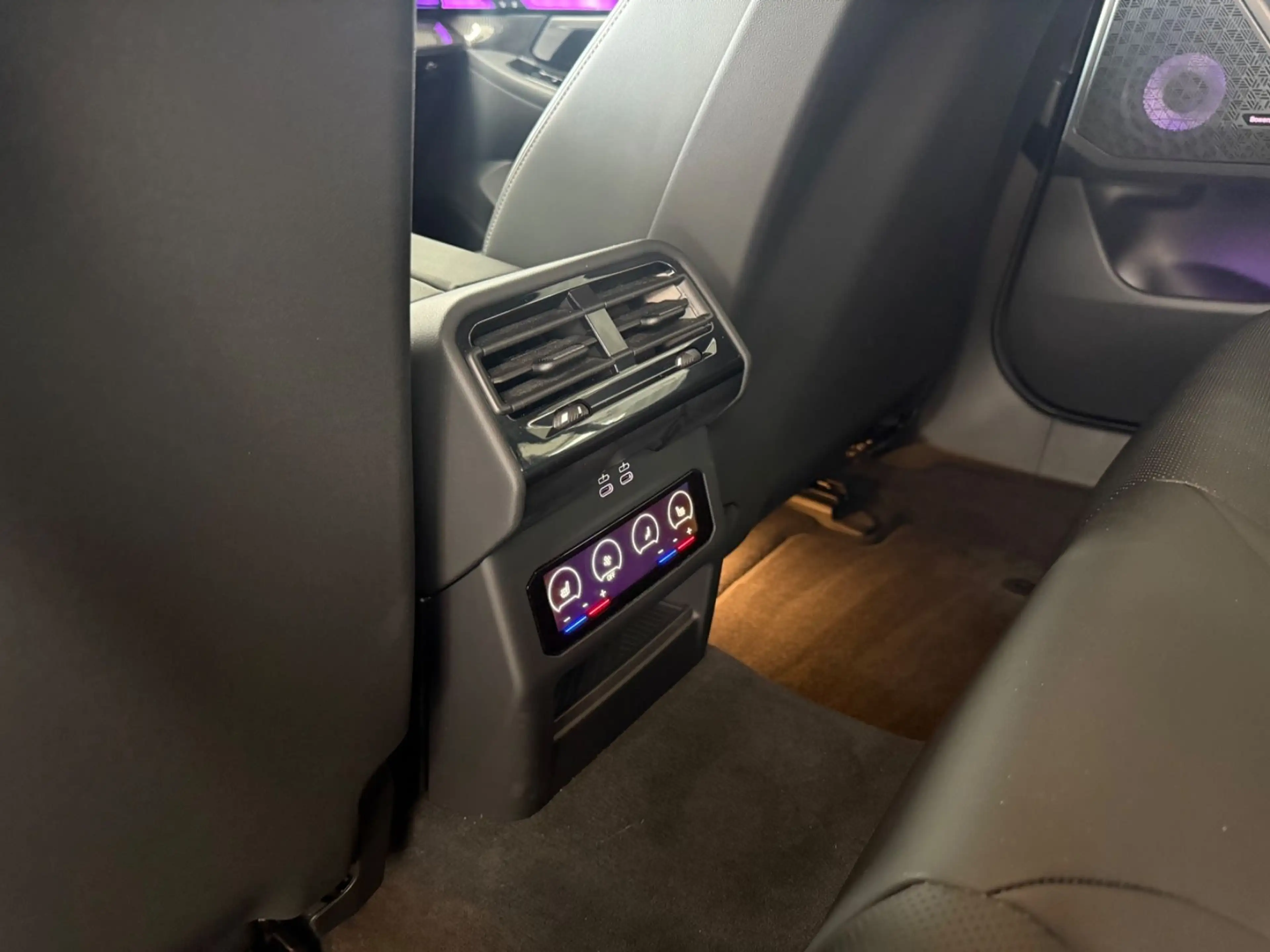 BMW 540 d xDrive M Sportpaket AUT./LED/HUD/360°/AHK — photo 13