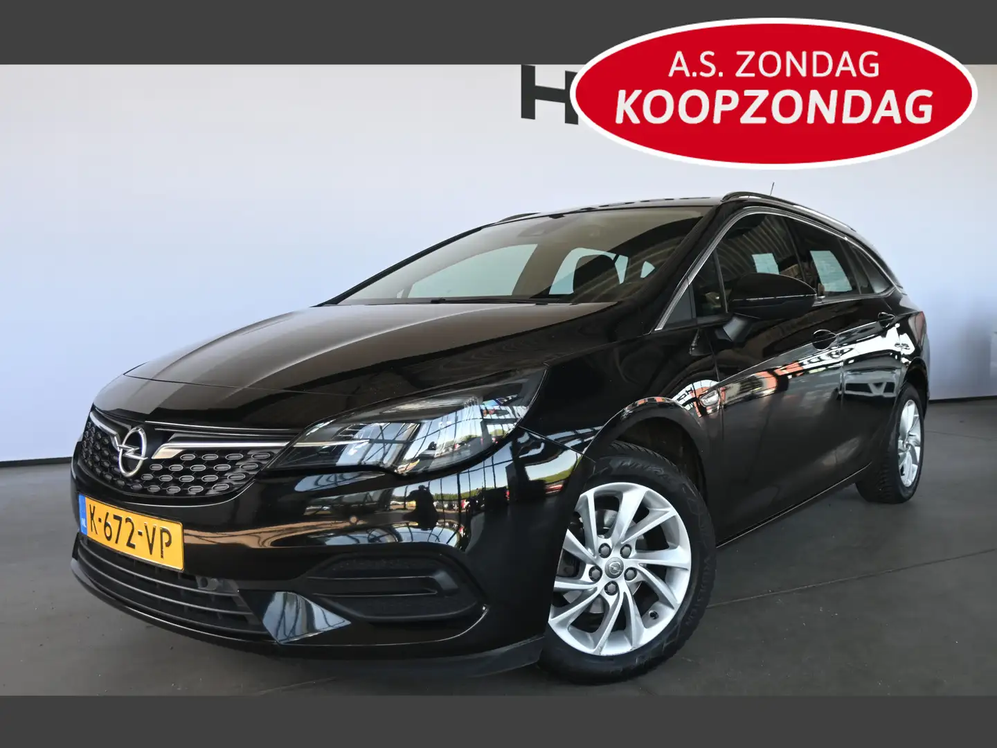 Opel Astra Sports Tourer 1.2 Business Elegance 1e Eigenaar! C Black - 1