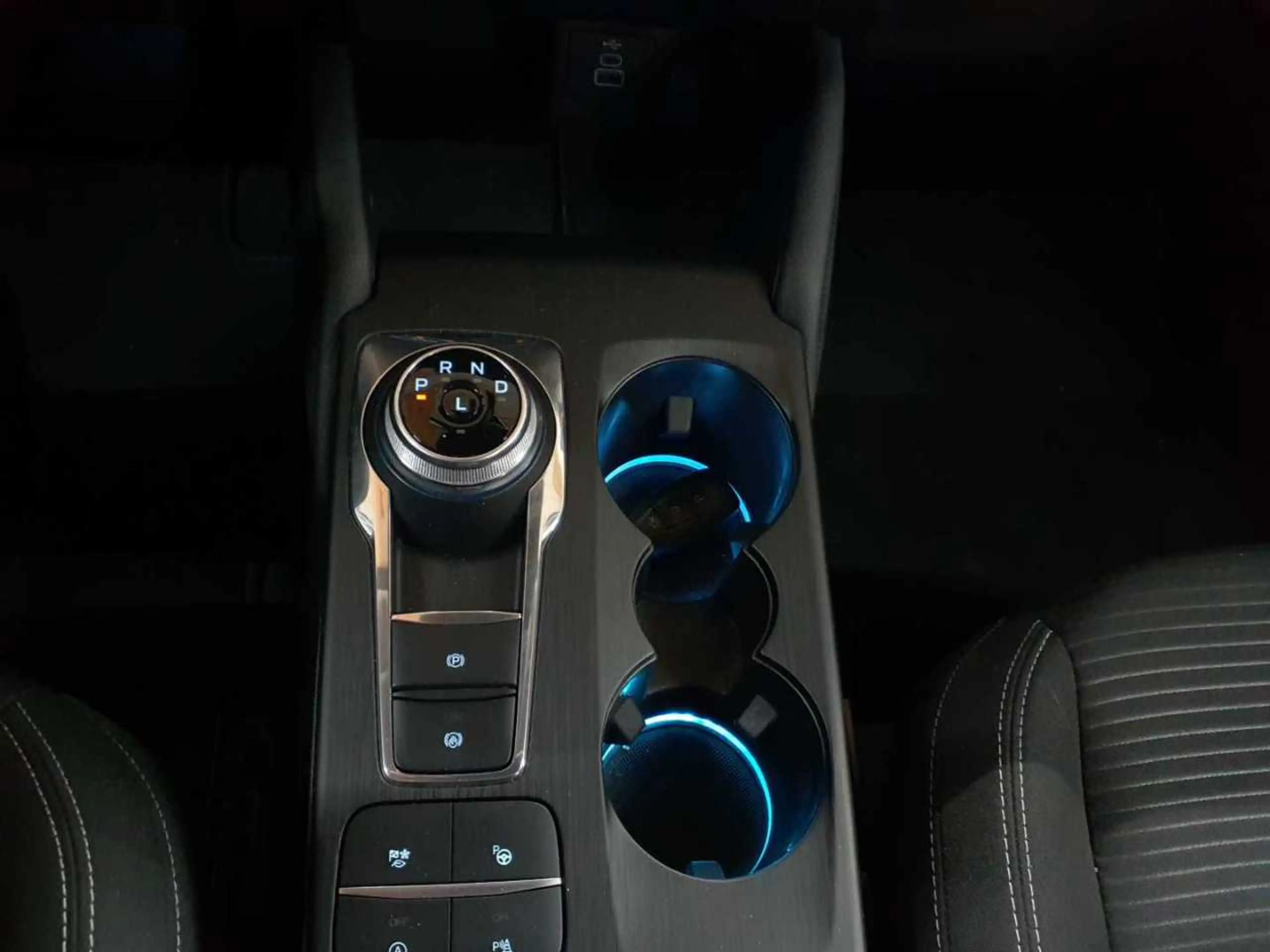 Ford Kuga Kuga 1.5 EcoBlue Aut. TITANIUM — photo 10