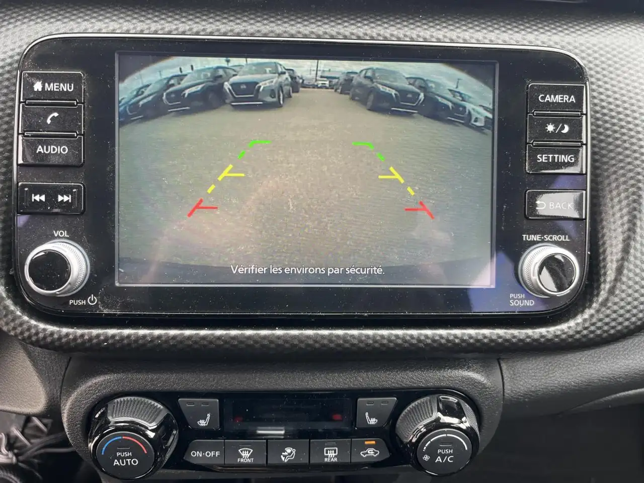 Nissan Kicks снимка Nissan Kicks