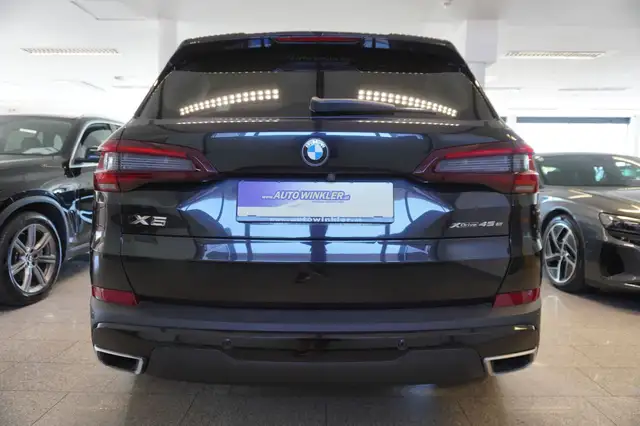 BMW X5 view 6