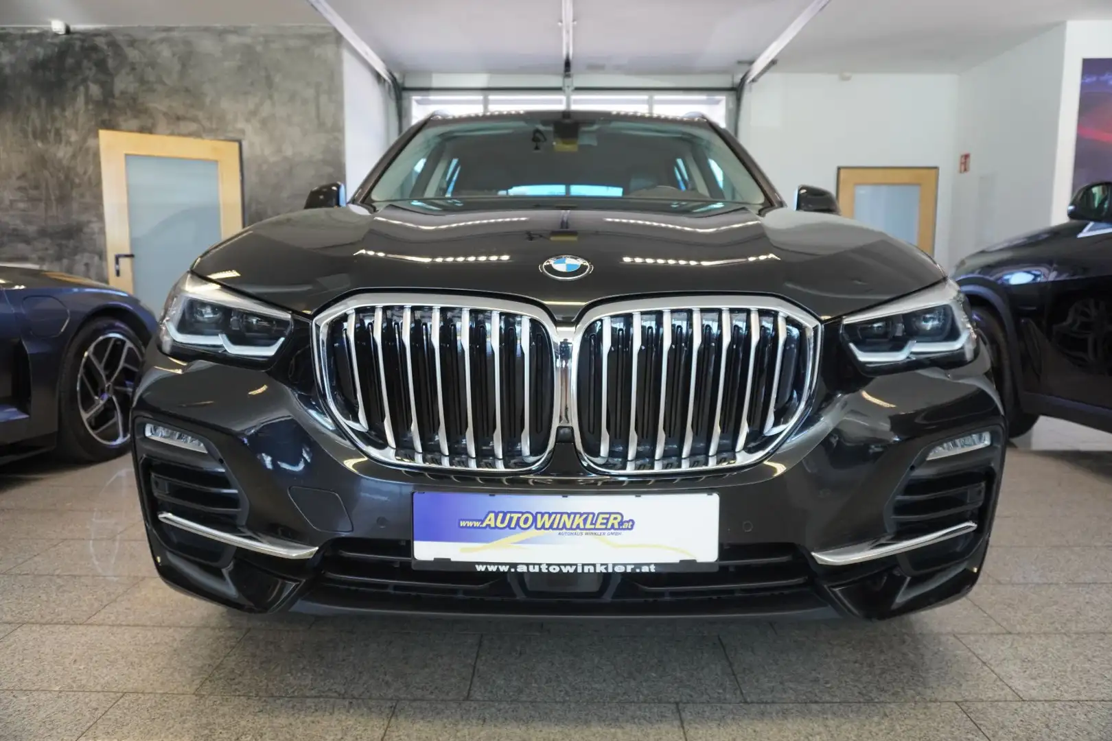 BMW X5 xDrive 45e Business PHEV Aut. Virtual/Kam. Schwarz - 2