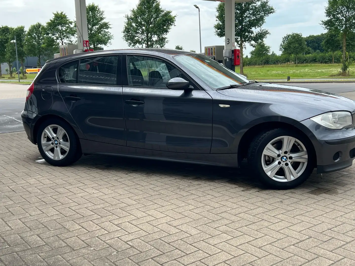 BMW 116 116i Grijs - 2