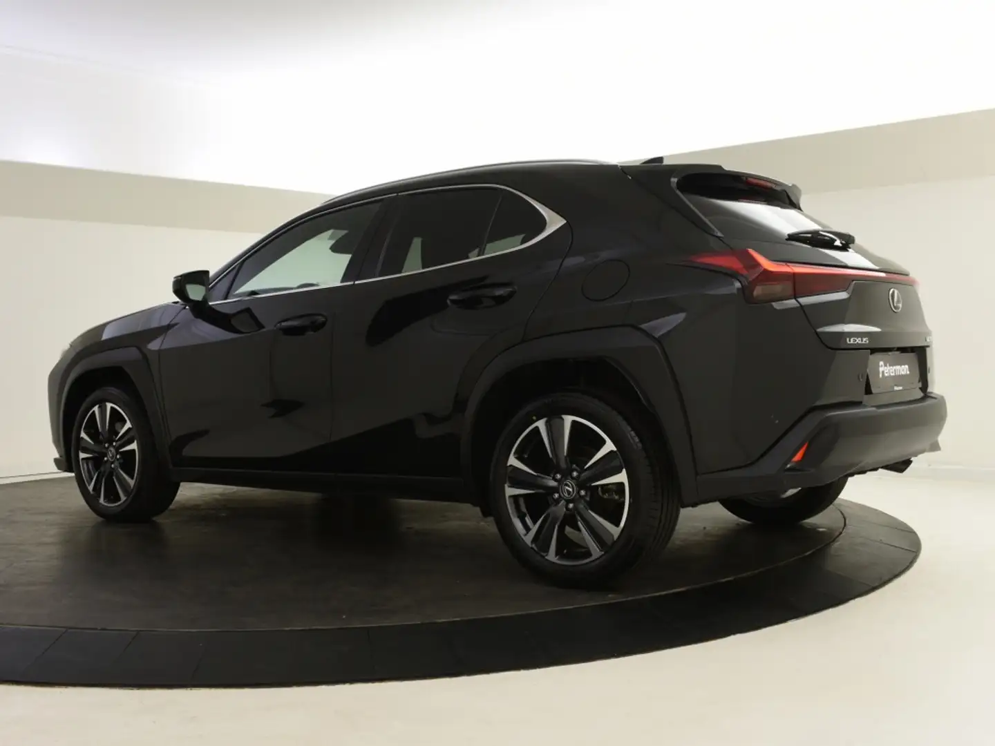 Lexus UX 300h Business Line | Parkeersensoren V+A | BLS | Stuur Zwart - 2