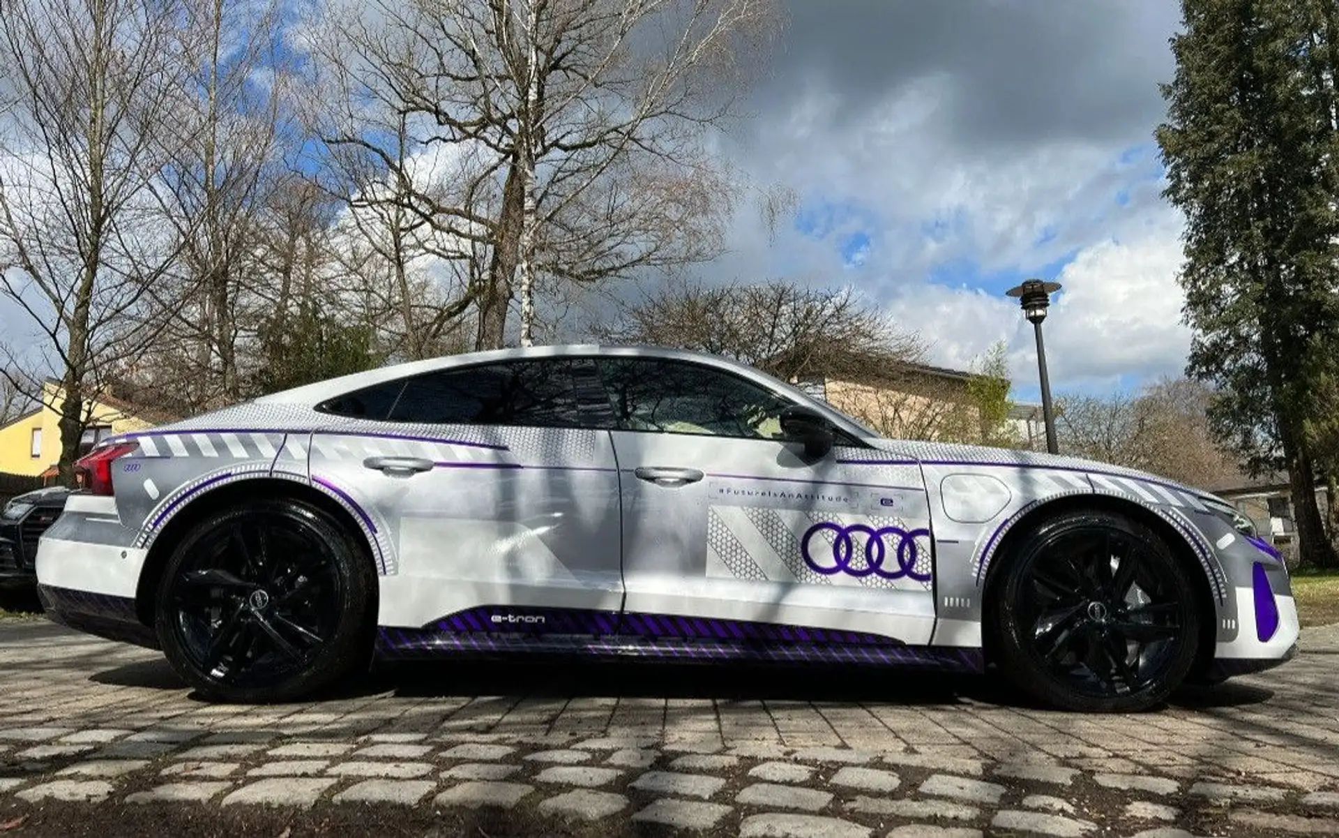아우디 Audi RS e-tron GT 2024 화이트 사진 1