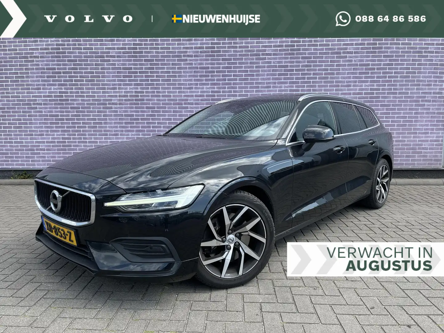 Volvo V60 2.0 T5 Momentum | Navi | Schuif-/kanteldak | Stoel Zwart - 1