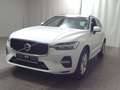 Volvo XC60 B4 Momentum Pro Navi LED Leder Sound AHK Facelift Weiß - thumbnail 2