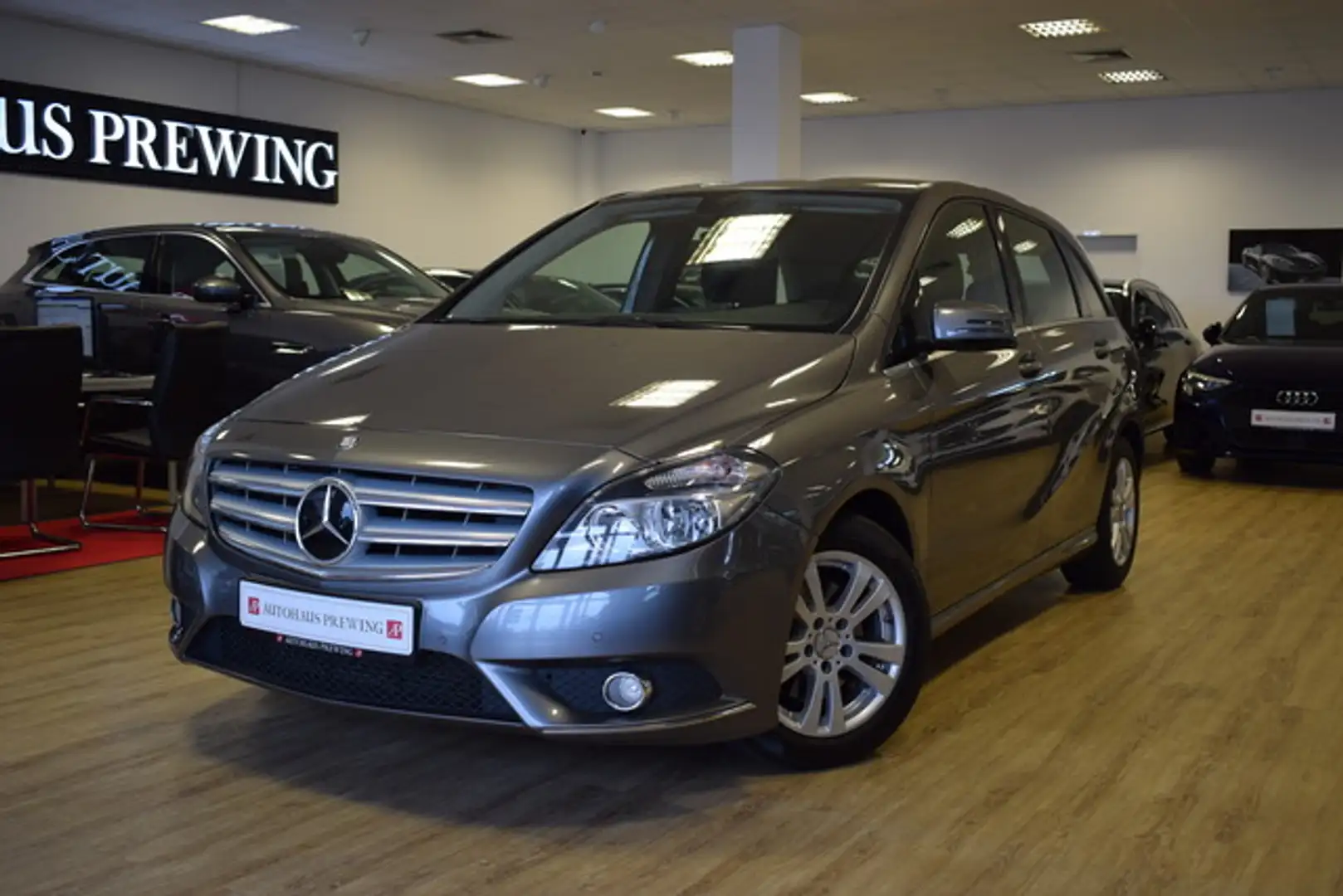 Mercedes-Benz B 200 CDI NAVI/ PDC/ KLIMAAUTOM./ AHK/ 1.BESITZ Gris - 1
