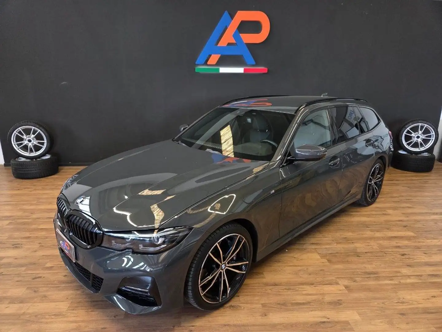 BMW 320 d 48V xDrive Touring Msport Grigio - 2