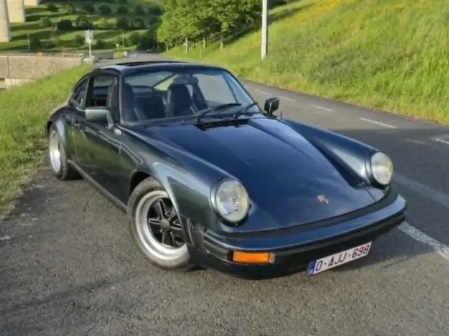 Porsche 911 SCL