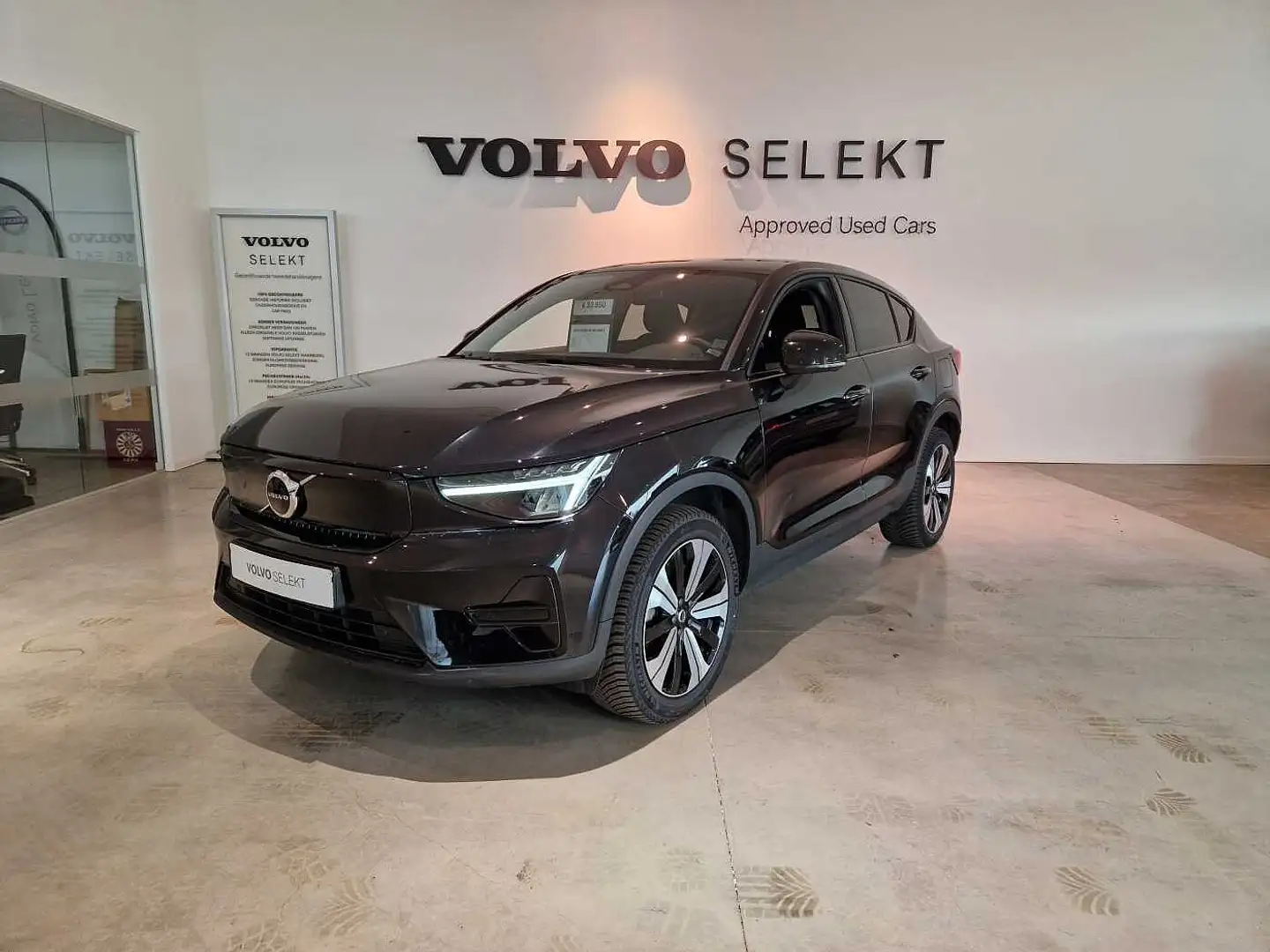 Volvo C40 Recharge Core, Single motor, El Noir - 1