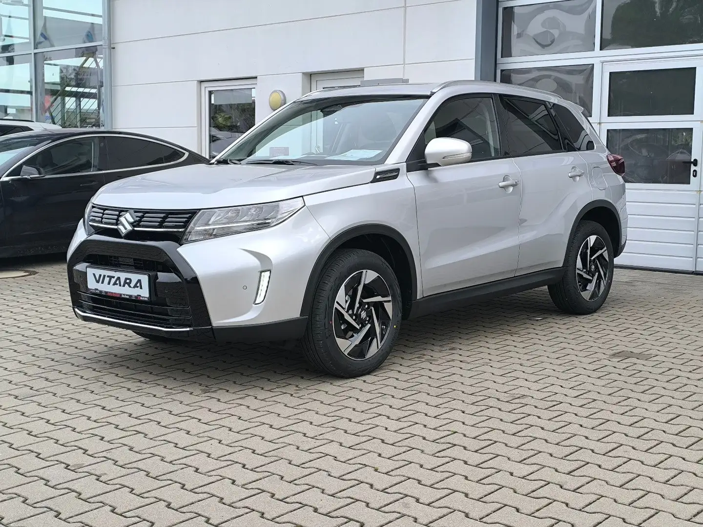 Suzuki Vitara 1.5 Hybrid Comfort+ 4x2 PANO*Navi*DAB*Kam Argent - 2