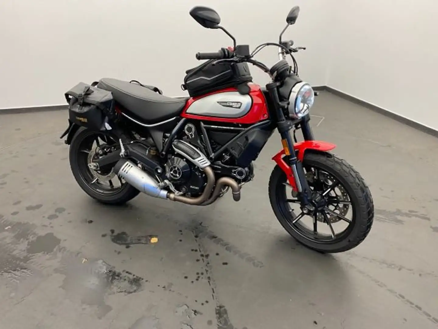 Ducati Scrambler 800 Icon Rosso - 2