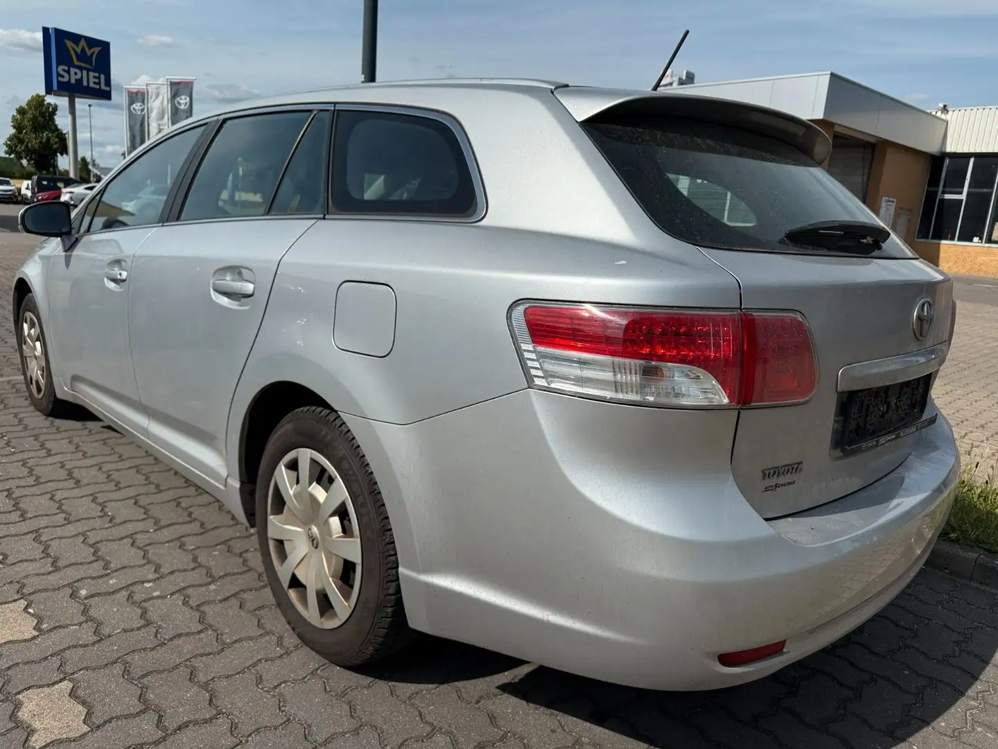 Toyota Avensis Combi 1,8-l Executive,Klima,Navigation Argent - 2