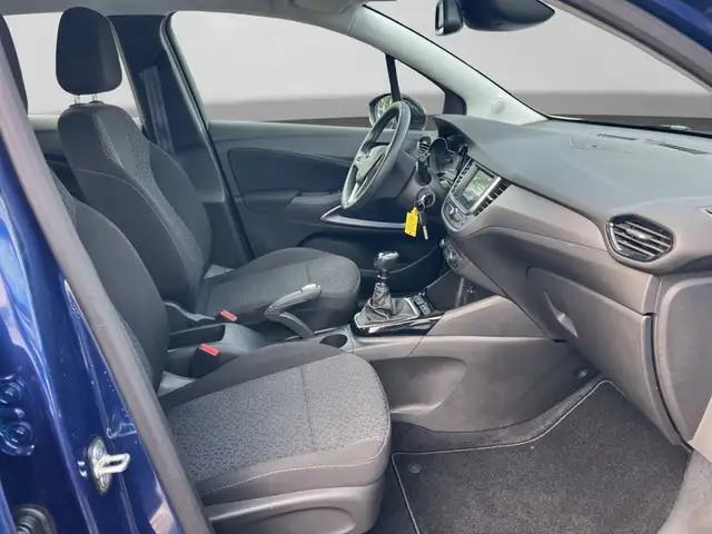 Opel Crossland view 9