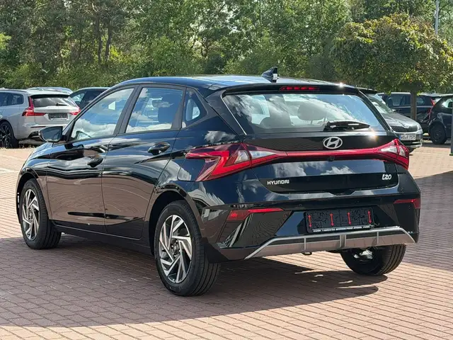 Hyundai I20 view 9