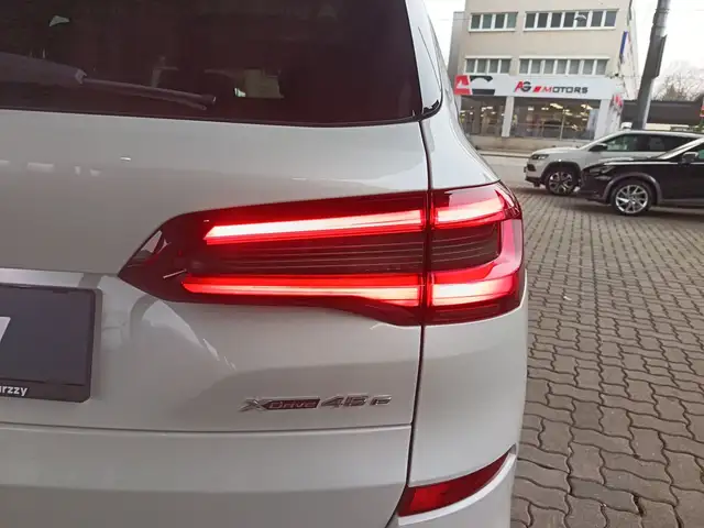 BMW X5 X-DRIVE 45E Ansicht 14