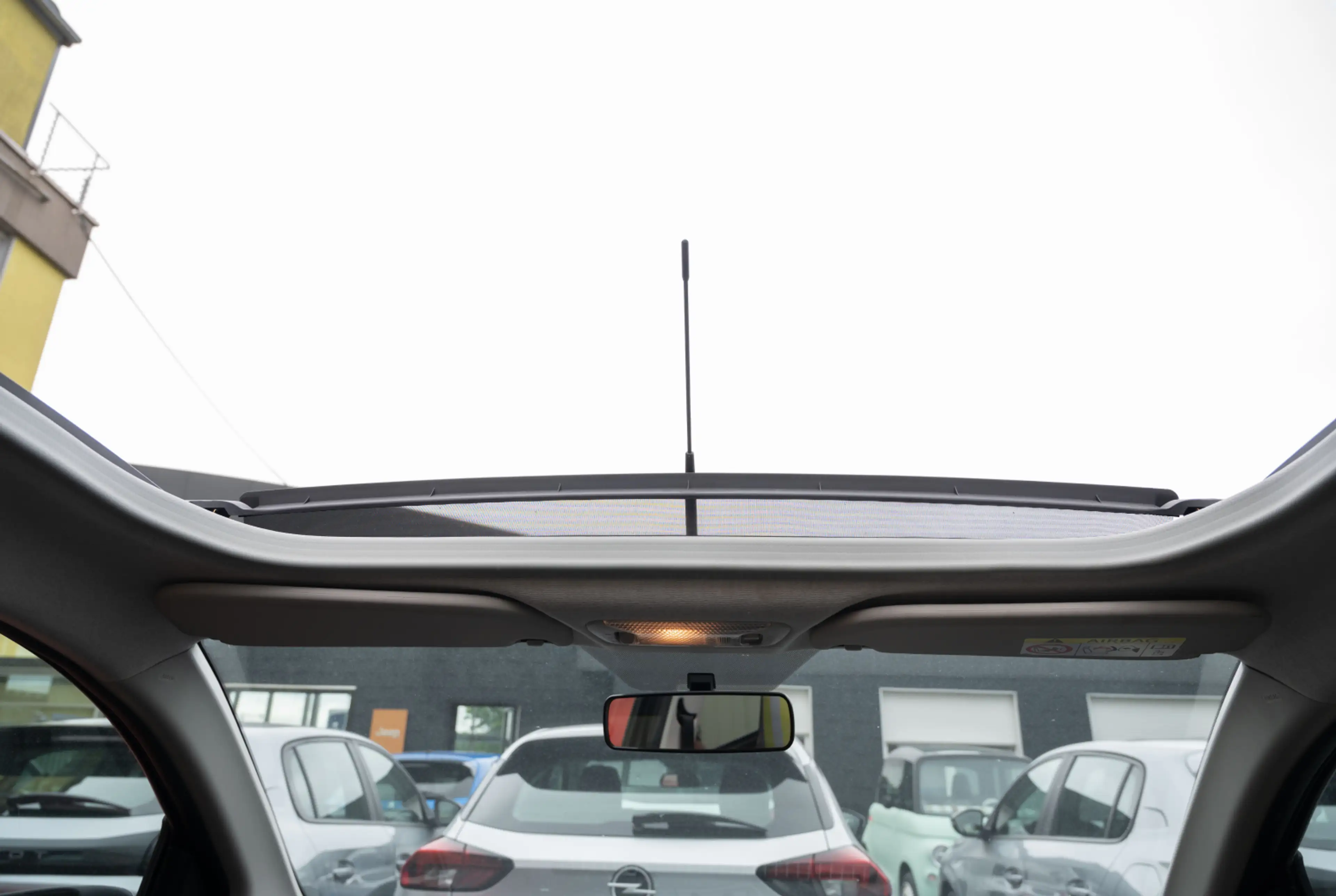 Peugeot 108 TOP Collection 1.0 VTi *SITZHEIZUNG*LOOK-PAKET*DAB+* *INVENTUR-SALE* — photo 5