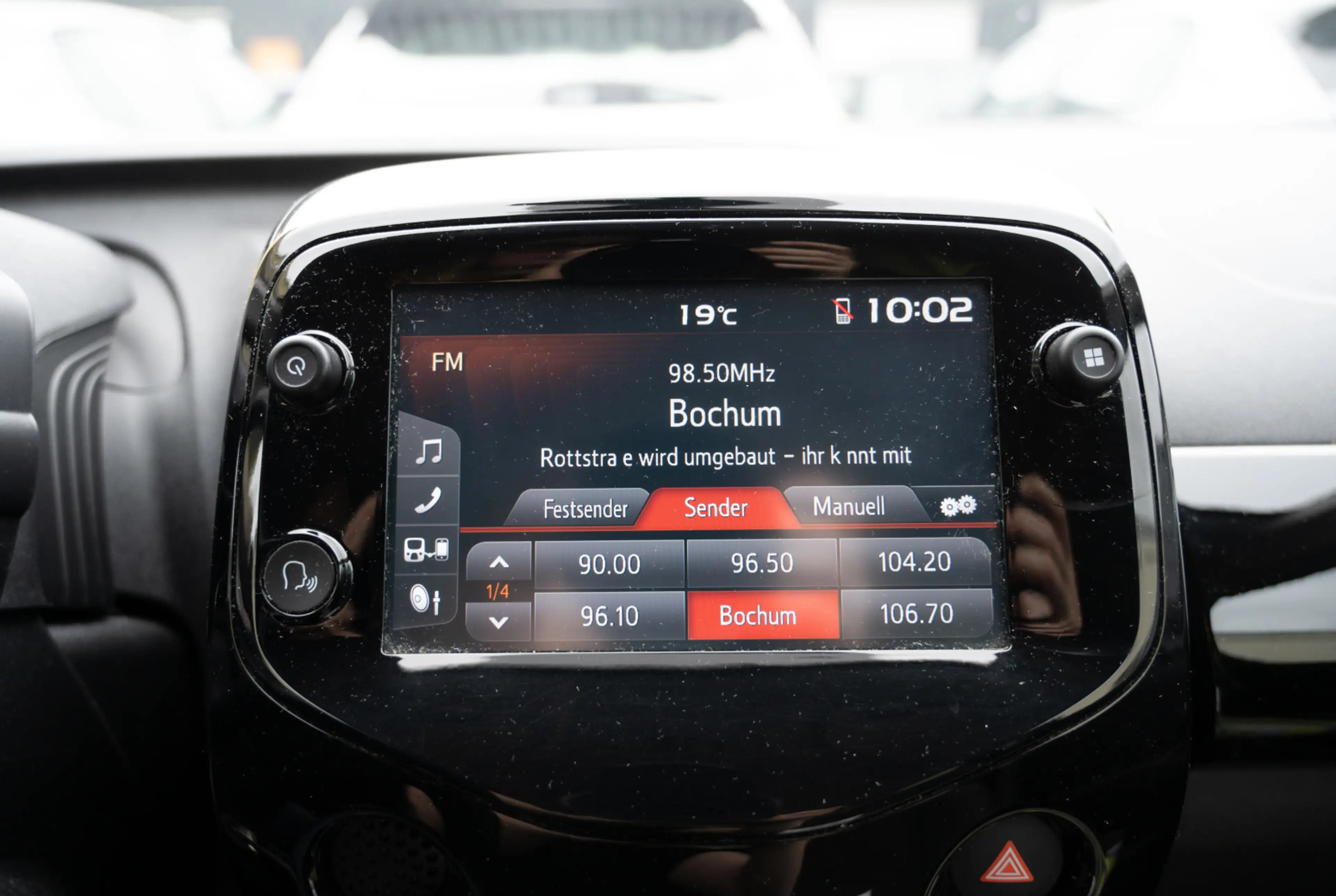 Peugeot 108 TOP Collection 1.0 VTi *SITZHEIZUNG*LOOK-PAKET*DAB+* *INVENTUR-SALE* — photo 8