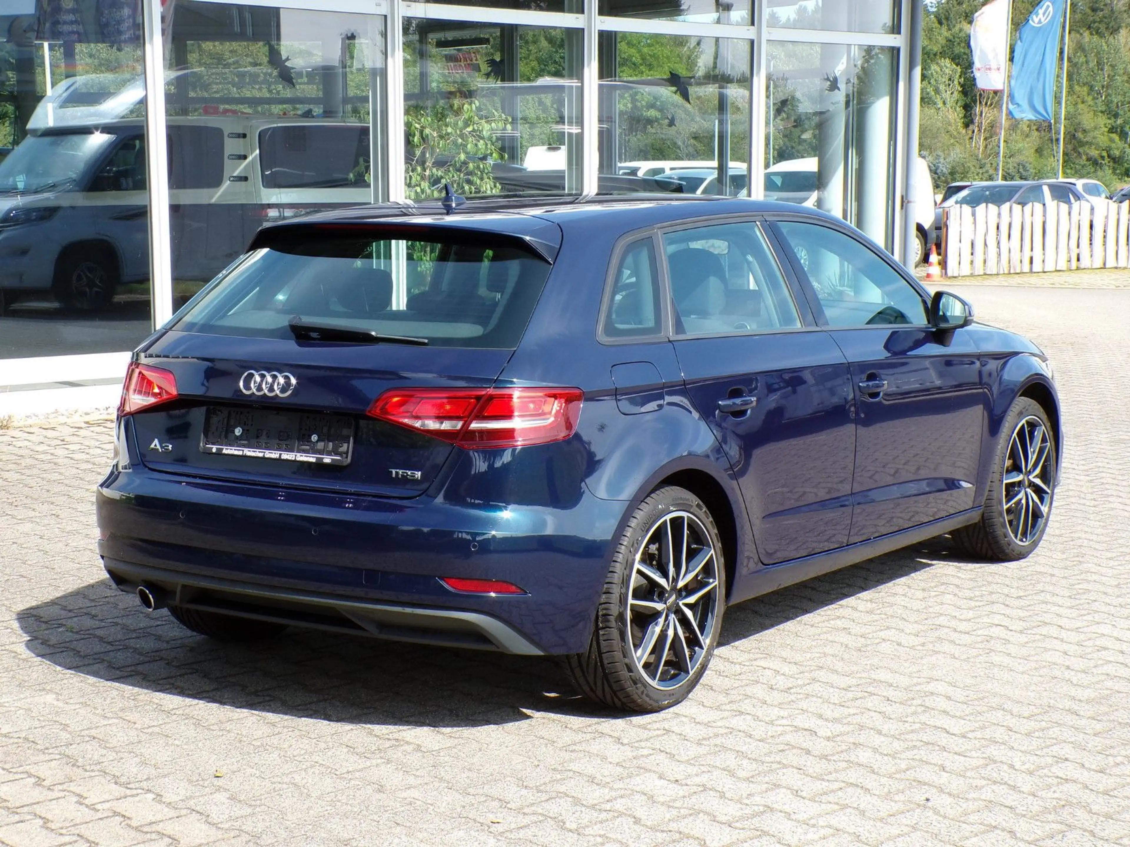 Audi A3 Sportback — photo 3